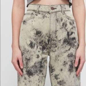 Brand new BDG slim straight jeans size 24